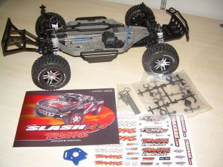 Traxxas Slash 4wd 4 wheel drive 4x4 Roller chassis with Tires No body