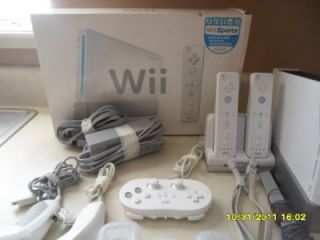 nintendo console wii resort game cube extras 2 remotes numchks motion