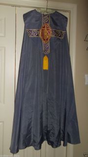  VINTAGE CATHOLIC PRIESTS PURPLE & GOLD COPE WITH IHS & THORNS GASPARD