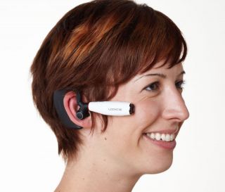 The customizable earpiece offers a great fit and extended comfort