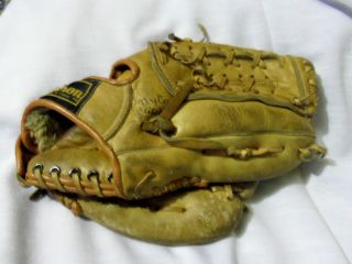 Vintage Wilson A2124 George Brett Endorsed Model Baseball Glove Mitt