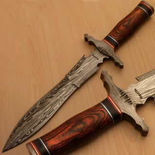  Damascus Hunting Dagger with Rose Wood Bull Horn Slices BK 3731