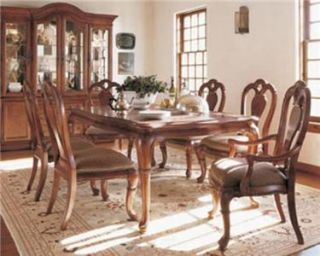 Thomasville Furniture British Gentry Oak Dining Table