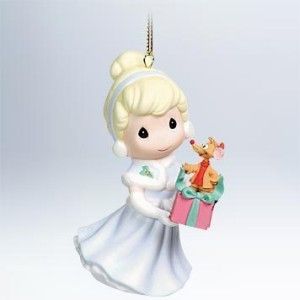 Hallmark 2011 Cinderella Precious Moments Walt Disney Christmas