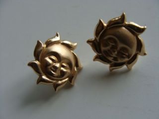 14k Yellow Gold Round Earrings in The Sun Moon Shape not Scrap