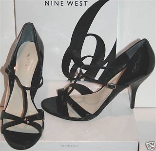 Nine West Hayek Black Patent T Strapsandals Heels Shoes