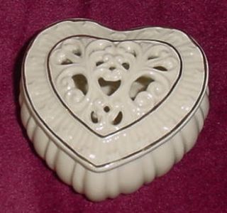 Lenox Pierced Heart Shaped Trinket Box w Gold Trim