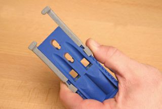 Adjusting the Kreg Jig Jr. for different applications is quick and