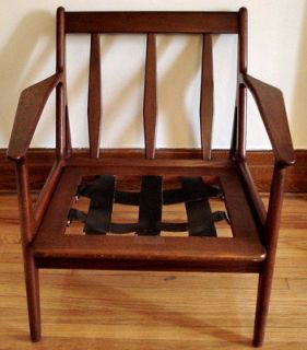 ARNE VODDER for Vamo Mobelfabrik Model 6 DANISH teak LOUNGE chair MID