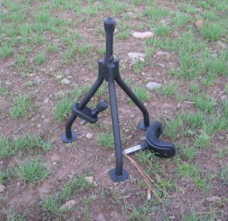 Farrier tools small horse pony trimming hoof stand for ponies