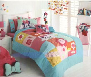Disney Minnie Mouse Patchwork Coverlet Matching Pillowcase Wall Decals