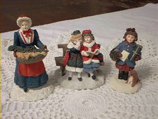  Village Square Christmas Holiday Accessories People 1992 1996