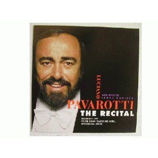 Luciano Pavarotti Poster Flat 