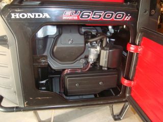 Honda EU6500IS 6500 Watt 13 HP Generator Used But Only 28 Hours