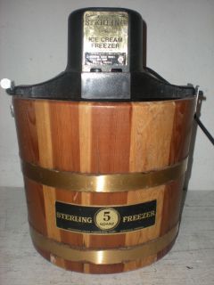 RCW Sterling 5 Qt Electric Ice Cream Maker w Wood Bucket