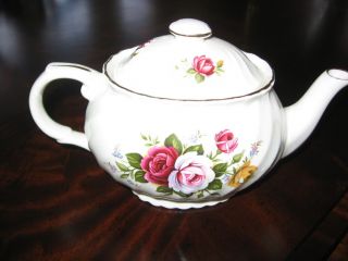 James Kent Old Foley 4 Cup Teapot Roses