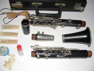 Vintage Jeffrey Clarinet w LeBlanc Case