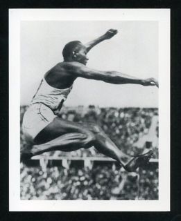 Jesse Owens 1936 USA Olympic Star from 1992 Canadian Whos Who Game