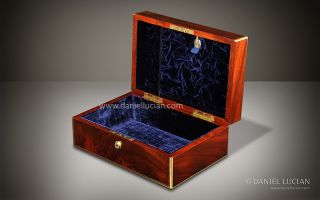 Cuban/ Flame Mahogany Antique Jewellery Jewelry Box with Bramah Lock c