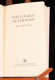 1985 The Lonely Silver Rain John MacDonald First Edition Fine