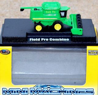 Toy Zone JOHN DEERE FIELD PRO Harvester Combine #99600 Farm Tractor