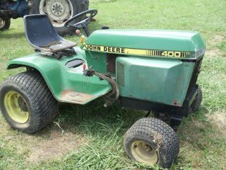 400 John Deere Lawn Tractor Salvage or Parts