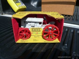 Ertl “Green Acres – Antique Fordson Tractor Hoyt Clagwell  