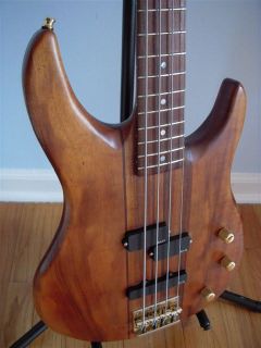 Peavey Koa Wood Unity Series® Bass Guitar Awesome  