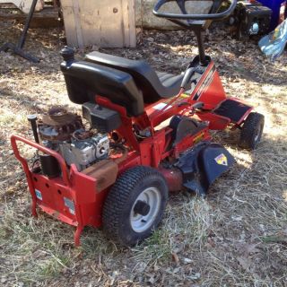 Snapper Lawn Tractor for Parts SR 825