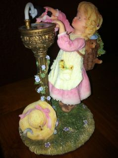 Dolly Needs A Drink   Enesco Lauras Attic Limited Edition Figurine