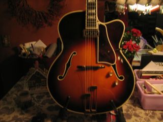 Levin 315 M1 Archtop Jazz Guitar