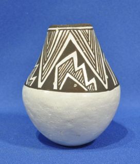 Acoma Indian Pottery by Lucy M Lewis C 1975 3 5 HT Signed Nice