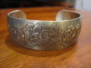 Leonard Made in Bolivia Pewter Jonquil Flower Cuff Bracelet