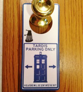 Doctor Who Police Box Sign TARDIS Dalek Time Machine Dr. Cosplay All