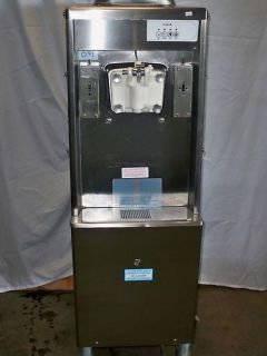 Taylor Soft Serve Ice Cream Machine Maker Model 751