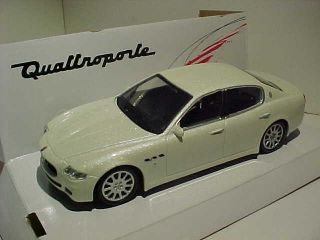 Maserati Quattroporte Mondo Motors 1 43 Diecast Licensed