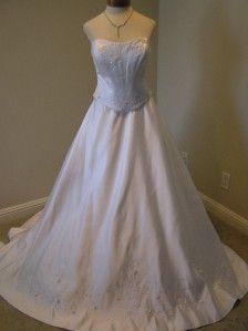 NWT P.C.Marys wedding dress bridal gown Lace up Corset 3D rose White