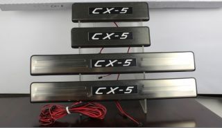 High Quality Door Sill Plate with LED for Mazda CX5