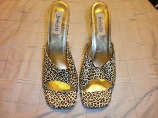 Fredericks of Holloywood Womens Leopard Print Mules Very Sexy Shoes
