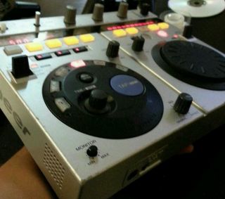 Pioneer EFX 500 DJ Effects Processor Machine DJ Equipment