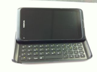 Nokia E7   16 GB   Dark grey (O2) Smartphone