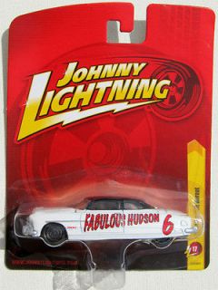 JOHNNY LIGHTNING FOREVER 64 R17 1951 FABULOUS HUDSON HORNET 6