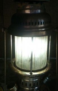 ANTIQUE KEROSENE LANTERN OIL LAMP BRASS PETROMAX 826 Regd. Germany