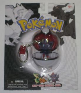 NEW IN PACKAGE Pokemon B&W ZORUA Series 23 Key Chain Poke Ball Figure