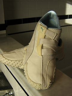 PUMA White Leather Athletic shoes Used  Womens Size 11   Good