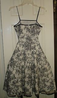 Darlin Black Off White Rose Print Juniors Dress Size 3/4 Ruffle