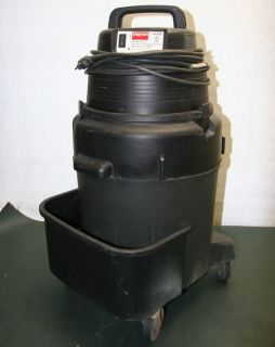 Dayton 10 Gallon Wet/Dry Vacuum 4YE68