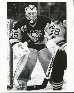 1992 Tom Barrasso Pittsburgh Penguins Black Sweater 8 x 10 B/W