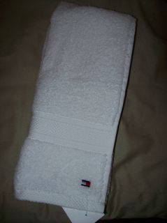TOMMY HILFIGER Hand Towel or Washcloth AVAILABLE IN PEACH, BURGUNDY OR