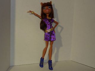 High COFFIN BEAN Coffee House LOOSE CLAWDEEN WOLF Doll Fully Dressed